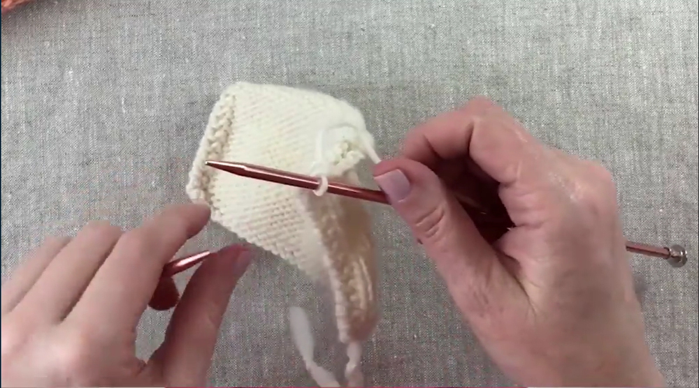 Cast off knitting