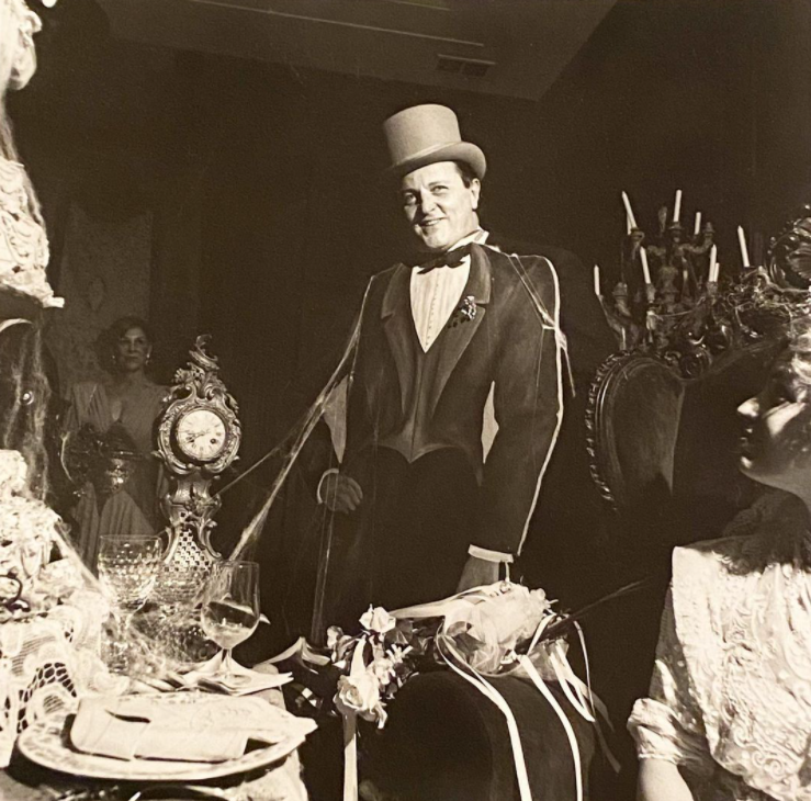Image via Instagram @mariobuatta Mario Buatta, a.k.a. “The Prince of Chintz.”