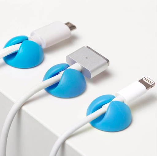 Source:    Instagram     Your cords don’t have to take over your office! 