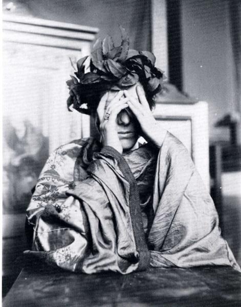 Portraits don’t just capture what subjects look like, they also tell a story about them. Portrait of Marguerite Khnopff , Fernand Khnopff, 1890 ( image source )