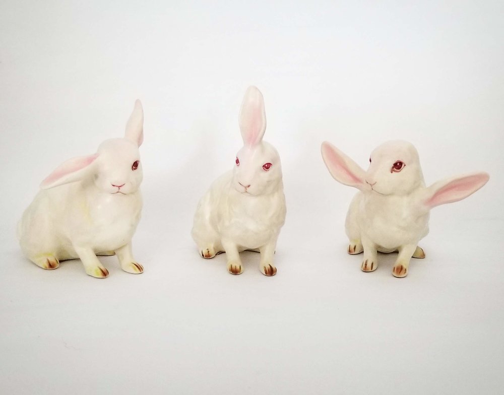 ‘White Rabbits’ (3 x 4 x 2 inches each, secondhand ceramics and mixed media, 2019) by Debra Broz