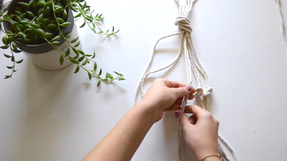 Josie Hardy's class, DIY Macrame: Learn How to Hang Your Potted Plants
