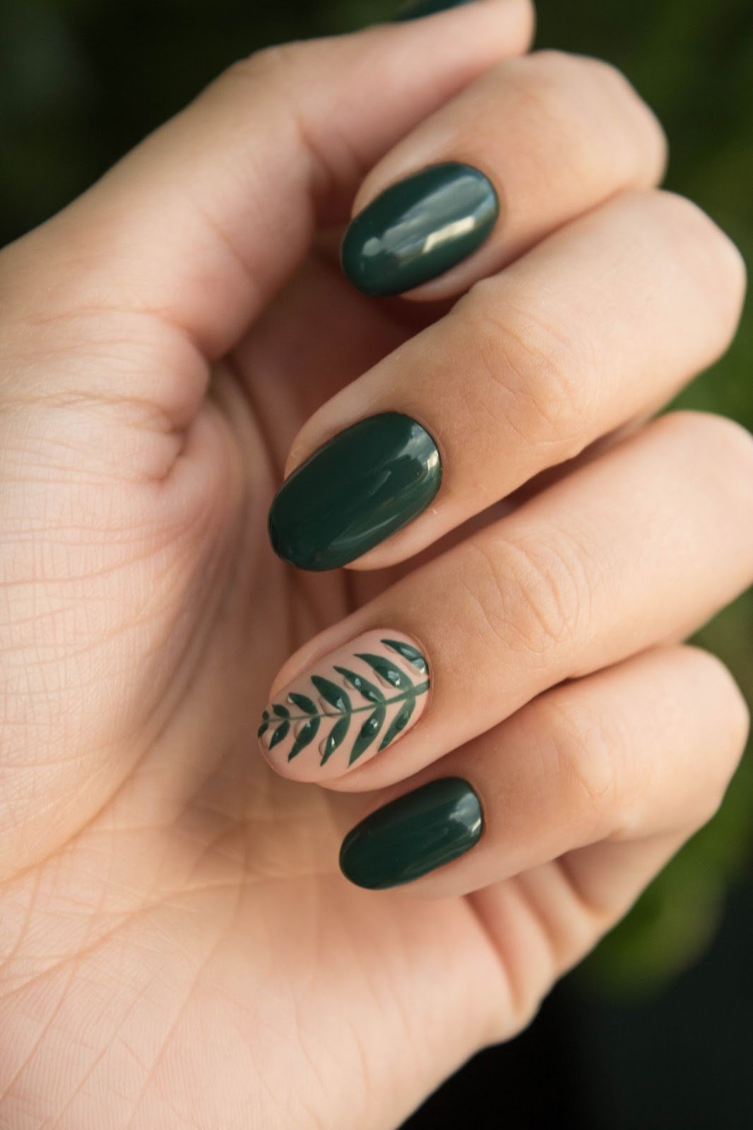 leaf nails