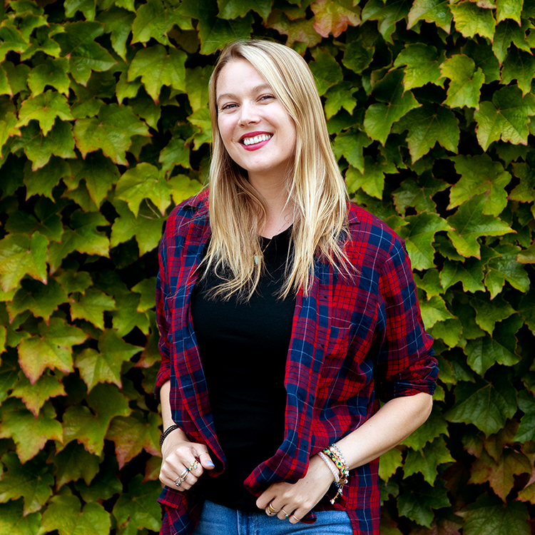 Cat Coquillette - Skillshare Chroma Courses teacher