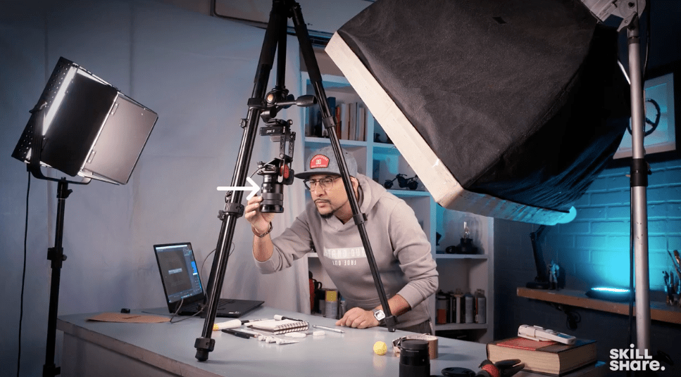 Anyone aspiring to become a professional YouTuber should create a well-lit recording space and camera rig setup.